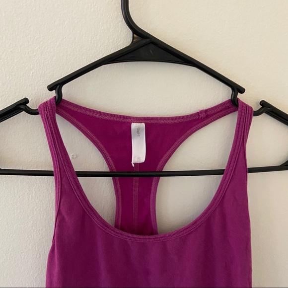 Gap Active Razor-Back Tank - Picture 3 of 3